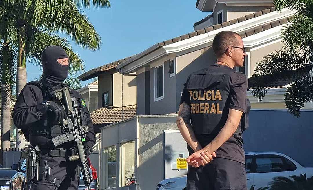 Saiba quem são os assessores de Bolsonaro presos por fraudar cartões de vacina