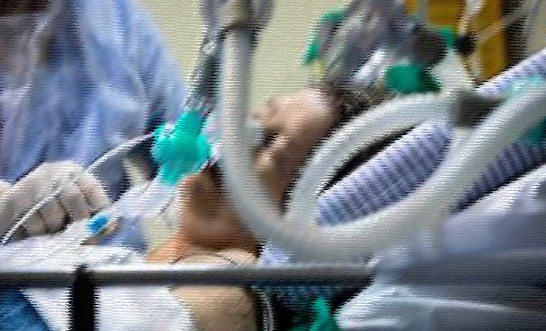 Com quase 7 milhões de mortes registradas, OMS declara fim da emergência em saúde por covid-19