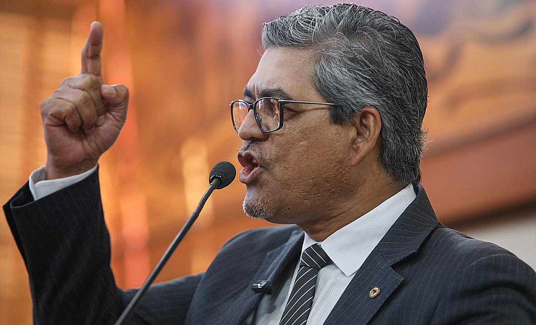 Edvaldo Magalhães sai em defesa dos agentes socioeducativos ameaçados de demissão: “o Estado utilizou essas pessoas”