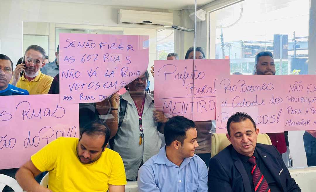 Cobrando por recuperação de ruas da Capital, moradores ocupam Câmara durante audiência pública