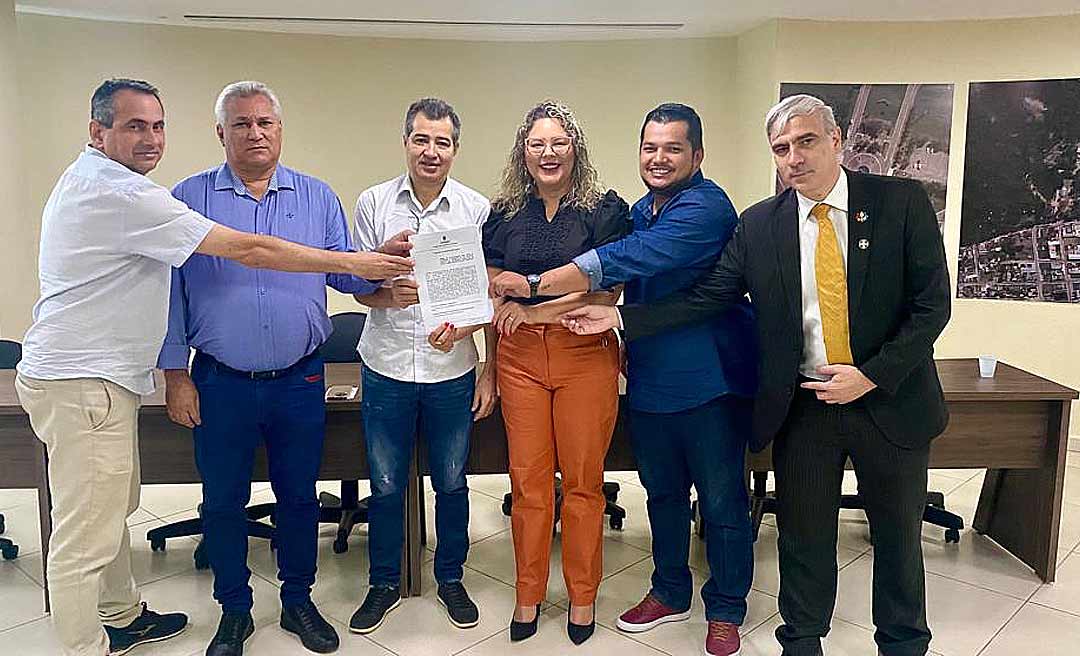 Prefeitura assina termo com Santa Casa da Amazônia para ações de saúde no valor de R$ 300 mil