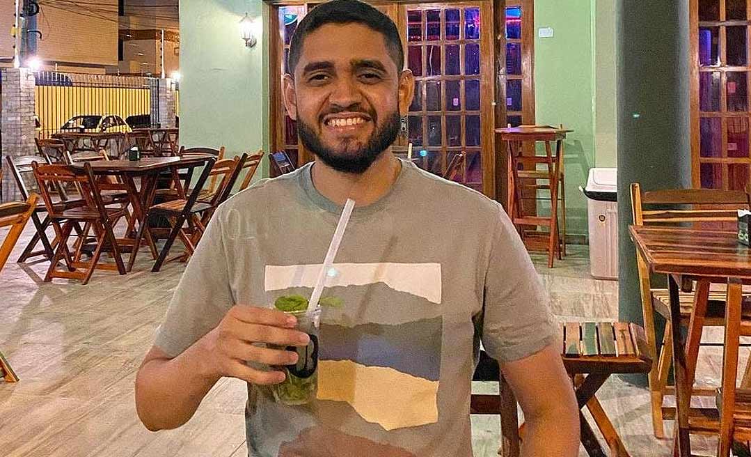 Advogado é cobrado nas redes sociais por reembolso de ingressos após cancelamento de show da Pitty em Rio Branco
