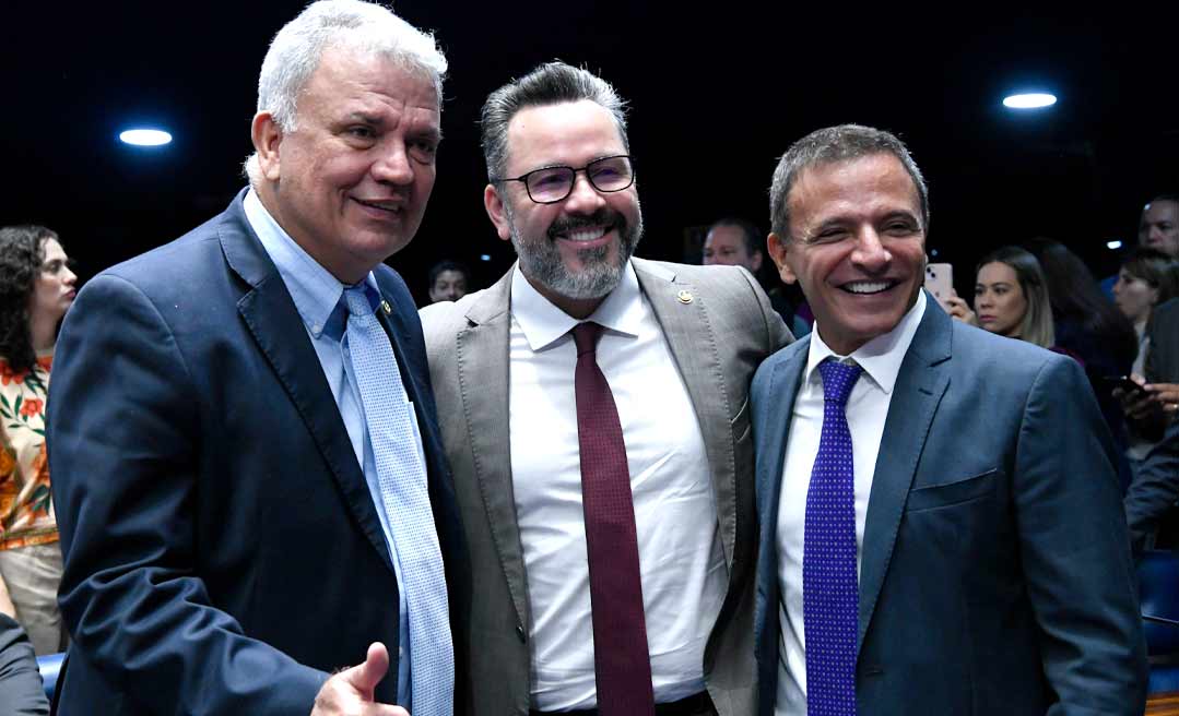 Alan, Márcio e Petecão votam favoráveis à reforma tributária que garante isenção da cesta básica