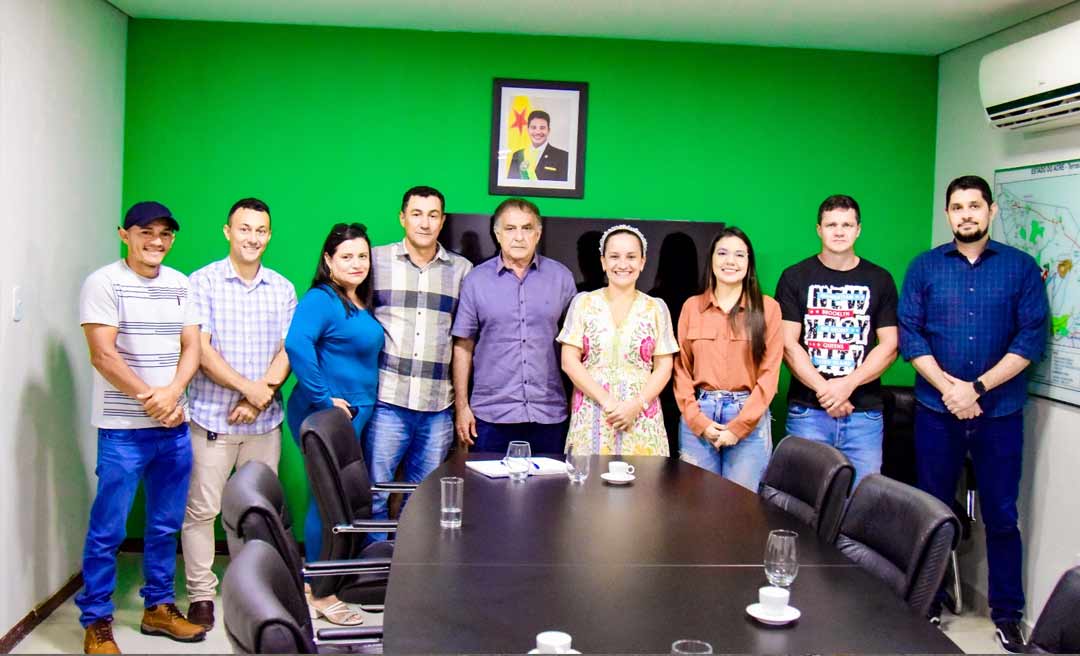 Governo apoiará projeto de expansão da rede de água em Tarauacá, garante Bestene