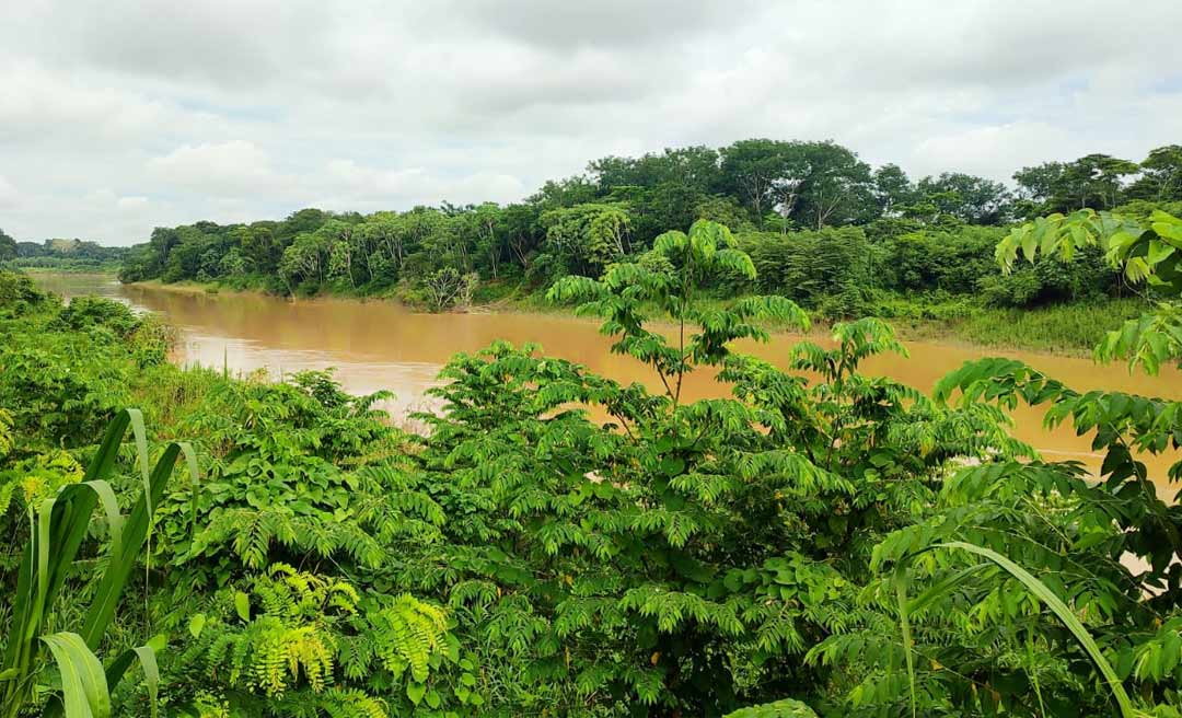 Rio Acre volta a subir na Capital; manancial deve continuar no final de semana