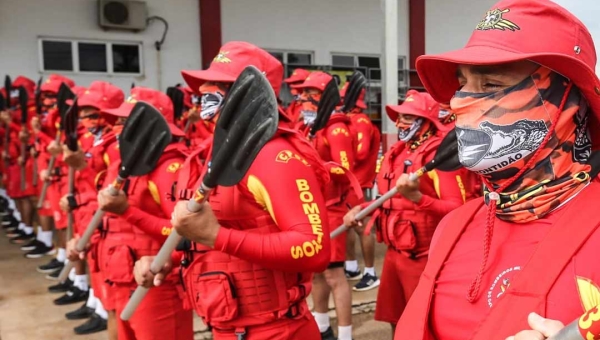 Na Aleac, Gladson anuncia convocação de 58 integrantes do concurso do Corpo de Bombeiros