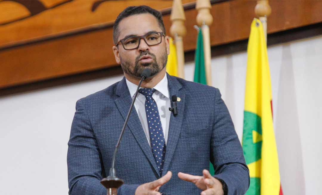“Também não concordo com exagero. Esse não é o perfil do governador Gladson Cameli”, diz Arlenilson sobre caso envolvendo policial civil