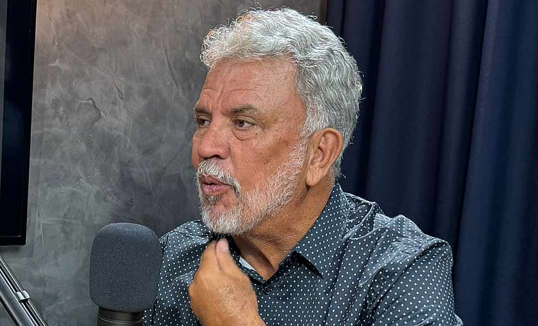 Petecão ironiza o “1001 Dignidades”, criado por Bocalom para construir casas populares