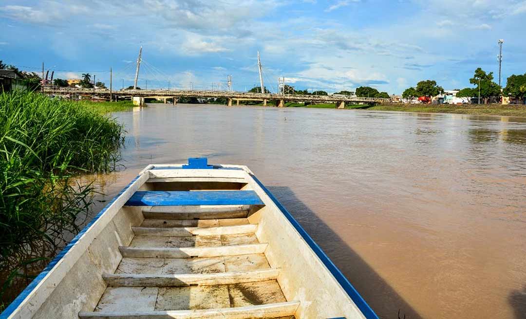 Mais de 800 pessoas estão fora de casa após enchentes do rio Acre e igarapés em Rio Branco, Assis Brasil e Brasileia