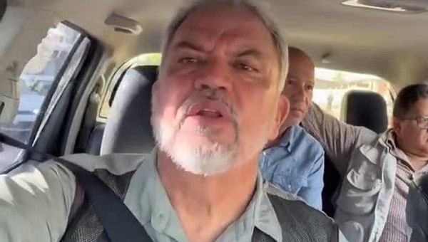 “Se não fosse o Lula estaríamos lascados”, diz Petecão sobre ajuda do presidente aos alagados no Acre