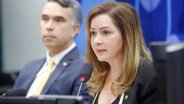 Com possível saída de Alysson da disputa municipal, PP ficaria de fora? E Socorro Neri? Veja o que a deputada responde ao Blog da Hora