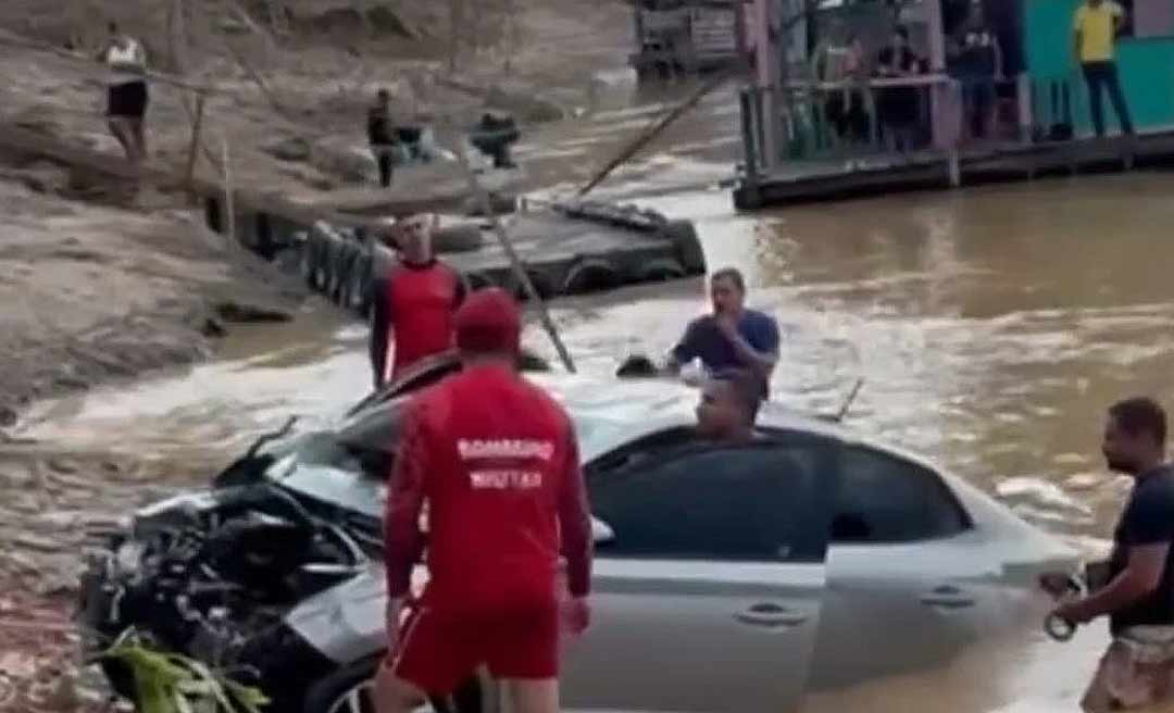 Corpo de Bombeiros consegue resgatar carro "engolido" pelas águas do Rio Acre no bairro Cidade Nova; veja o vídeo