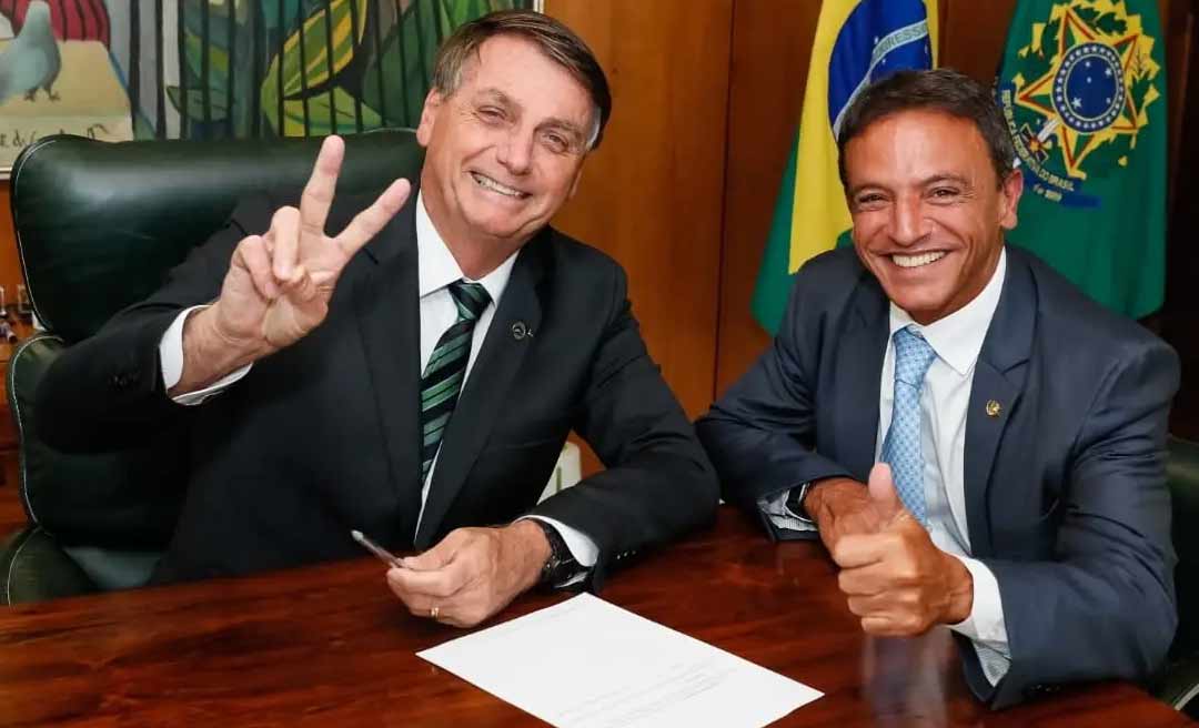 Ex-presidente Bolsonaro deve ficar hospedado na casa do senador Márcio Bittar, no condomínio Ecoville, em Rio Branco
