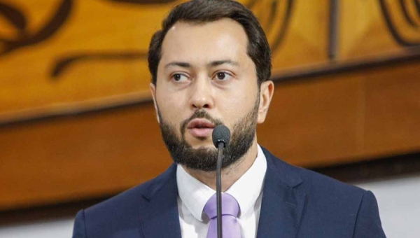 “É preciso coragem e fazer diferente”, diz Jarude sobre o transporte público de Rio Branco