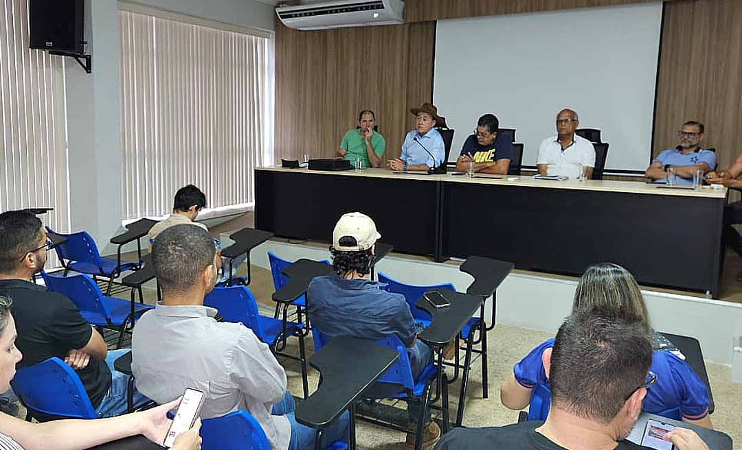Prefeito Tião Bocalom se reúne com donos de empresa que vão executar o "Programa Asfalta Rio Branco"