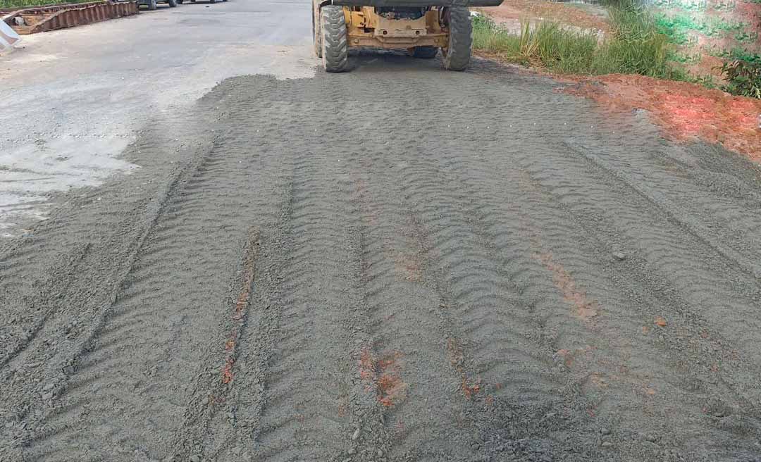 Dnit faz trabalho paliativo na cabeceira da ponte do rio Tarauacá e deve começar prolongamento em maio, diz superintendente