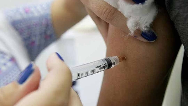 Acre enfrenta baixa adesão na campanha de vacinação contra a dengue