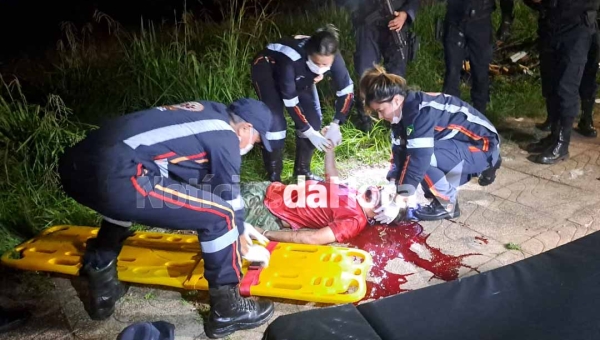 Homem é vítima de tentativa de execução com tiro na cabeça no bairro Raimundo Melo