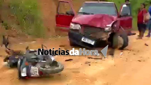 Colisão no Ramal do Ouro, em Sena Madureira, deixa motociclista em estado grave