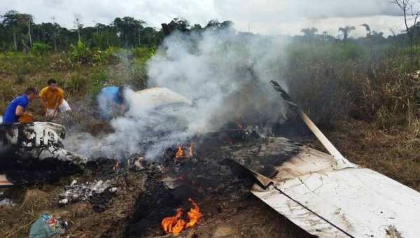 Relatório preliminar do Cenipa aponta possível falha no motor do avião que caiu em Manoel Urbano