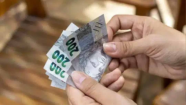 Justiça determina exclusão de vídeo que promovia "caçada a dinheiro" em Rio Branco