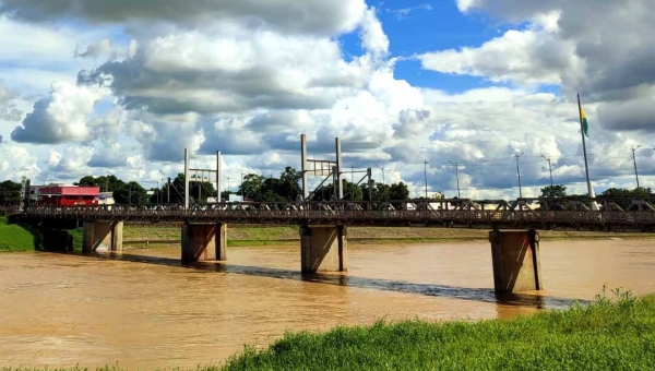Com chuvas intensas, nível do Rio Acre sobe mais de 30 centímetros na Capital em menos de 24 horas