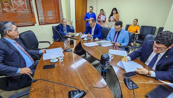 Tribunal de Contas do Acre deve abrir concurso nos próximos dias; criação de 50 novas vagas em três novos cargos foram aprovadas nas comissões da Aleac