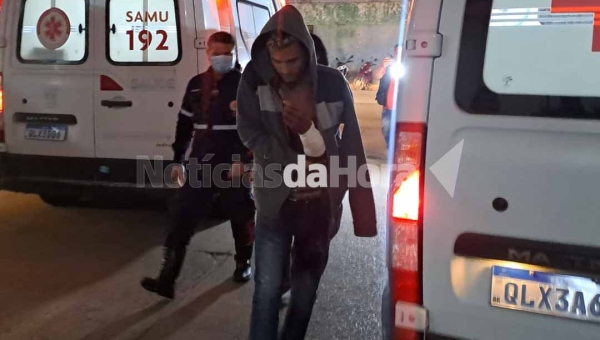 Assalto em lanchonete na Capital termina com suspeito hospitalizado após ser espancado por populares