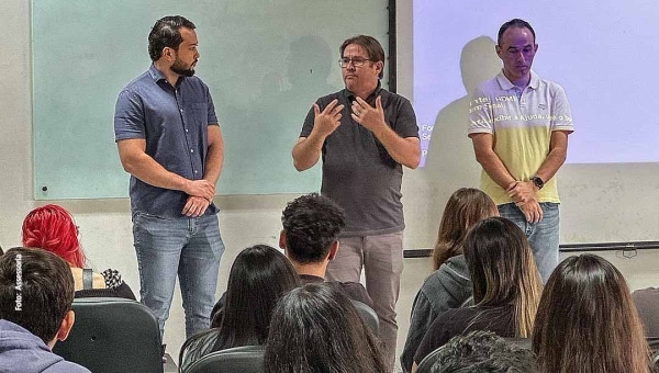 Na Clínica Veterinária da Ufac, Jarude anuncia mais R$ 100 mil para ampliação de atendimentos do Projeto Cuidar