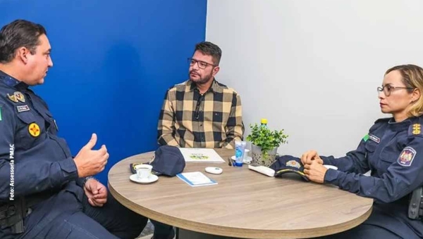 Gladson nomeia a primeira mulher Subcomandante-Geral da história da Polícia Militar do Acre