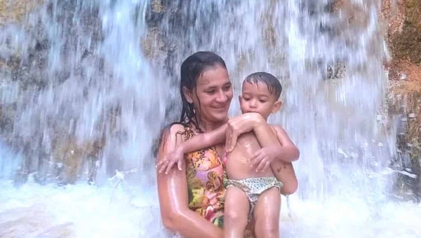 Conheça a cachoeira da Chácara das Oliveiras, recanto das águas a poucos quilômetros de Rio Branco