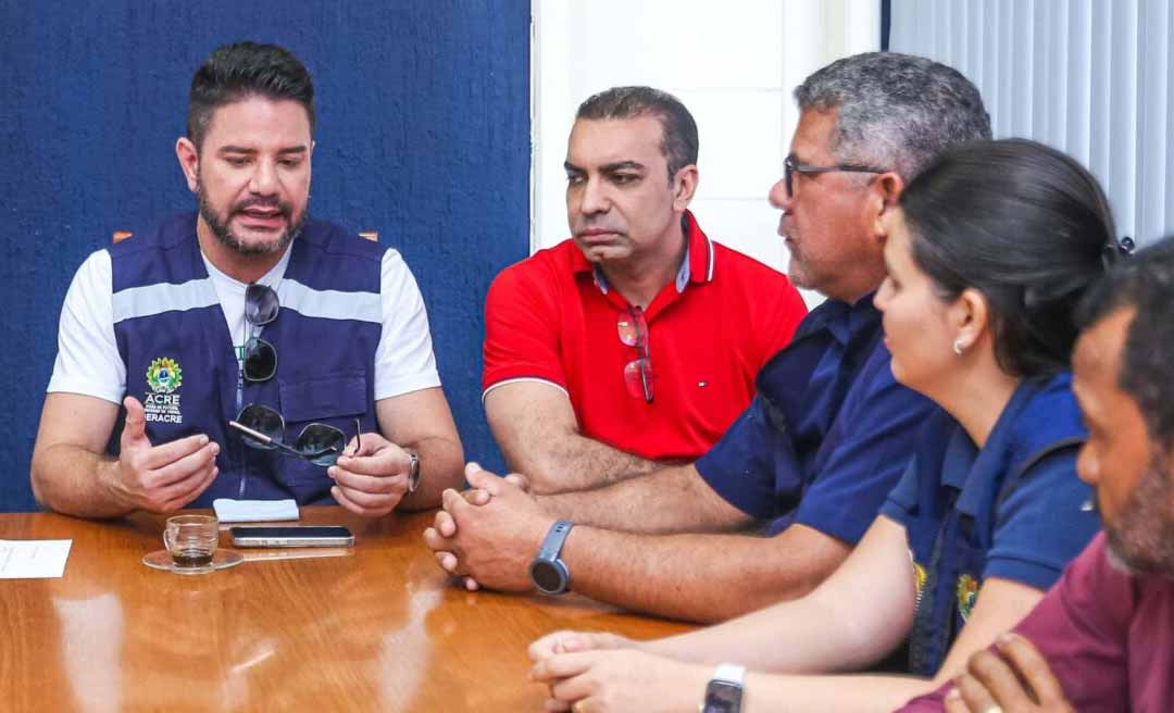 Gladson visita o Deracre em Cruzeiro do Sul, celebra avanços e estabelece novas metas para o desenvolvimento