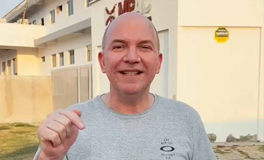 Gerlen Diniz protocola ação no Ministério Público contra Mazinho Serafim: "Esse Senhor não é dono do município"