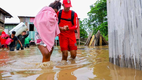 Defesa Civil Estadual sai da aba do Corpo de Bombeiros, ganha status de secretaria e fica mais próxima de Gladson