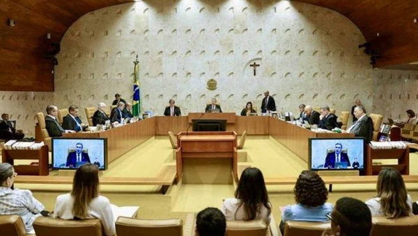 Carteira assinada! Decisão do STF pode permitir contratações via CLT no serviço público nos próximos anos