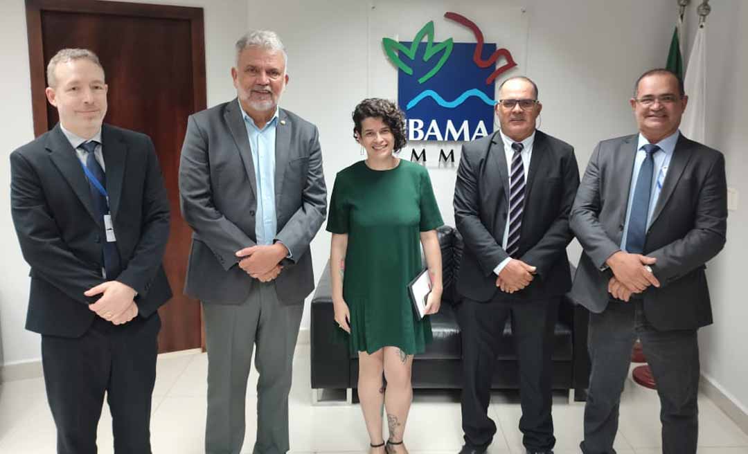 Petecão e prefeitos mobilizam Ibama para a estrada entre Santa Rosa do Purus e Manoel Urbano