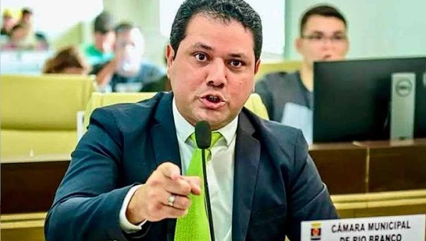 Vereador critica decisão que permite participação de crianças na Parada LGBTQIA+ em Rio Branco: “Ativismo dentro das instituições públicas”