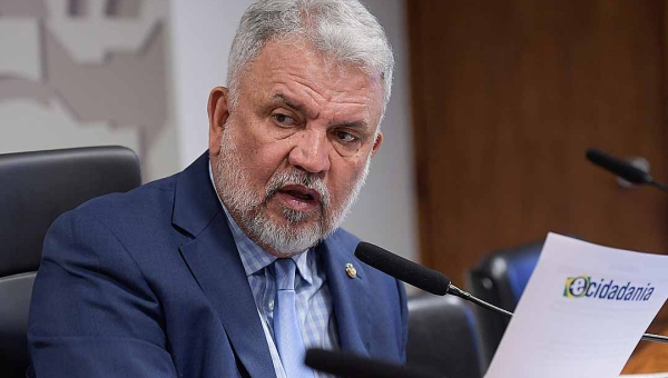 Petecão apresenta relatório da Educação e Cultura para a Lei Orçamentária de 2025, e garante para a Ufac R$ 30 milhões extras