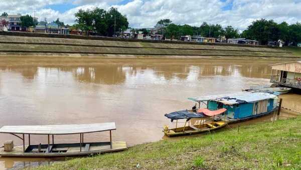 Rio Acre registra elevação no nível das águas na Capital devido às chuvas; manancial sobe quase um metro em 24 horas