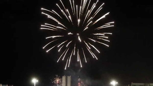 Médicos alertam para acidentes com fogos de artifícios nas festas de final de ano
