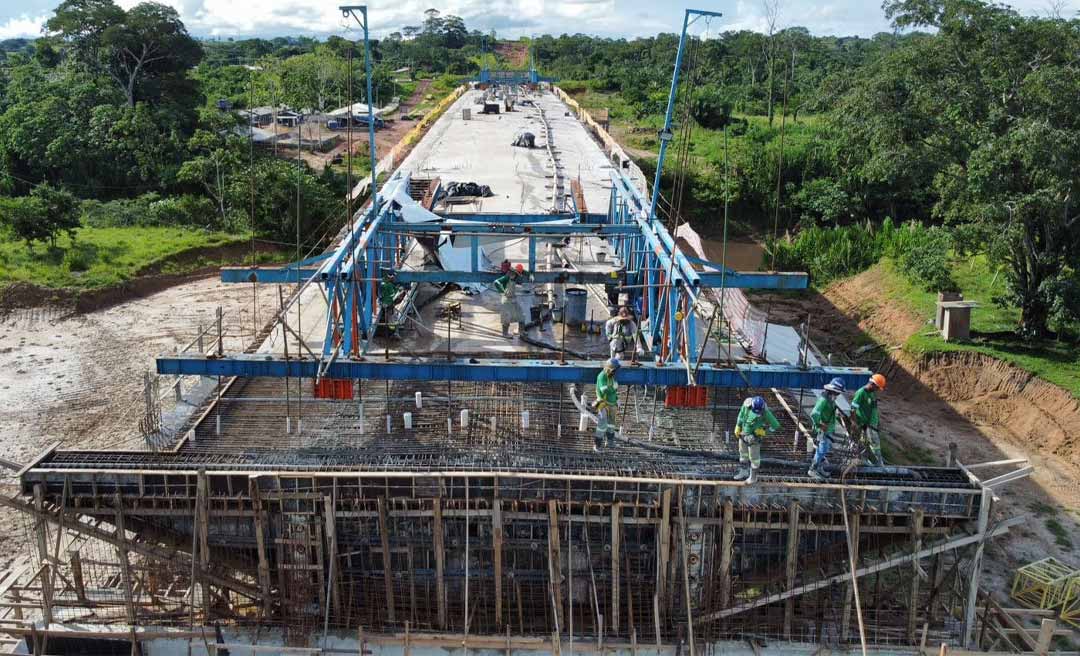 Acre fechou 2024 com 136 obras paralisadas, mostra Tribunal de Contas da União