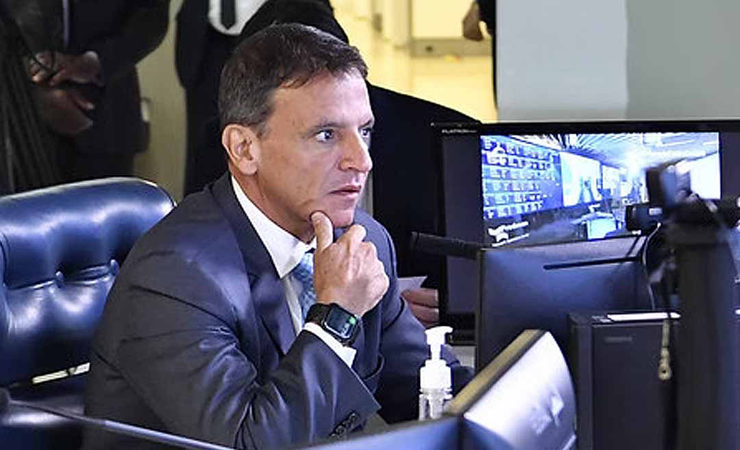 Bittar rebate estudo peruano que aponta que o Acre estaria de frente para zonas cocaleiras, caso a estrada Pucallpa/Cruzeiro saia do papel
