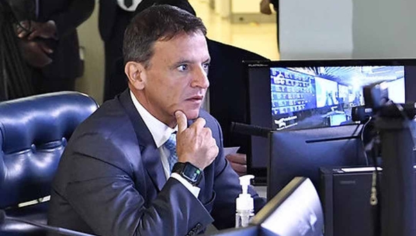 Bittar rebate estudo peruano que aponta que o Acre estaria de frente para zonas cocaleiras, caso a estrada Pucallpa/Cruzeiro saia do papel