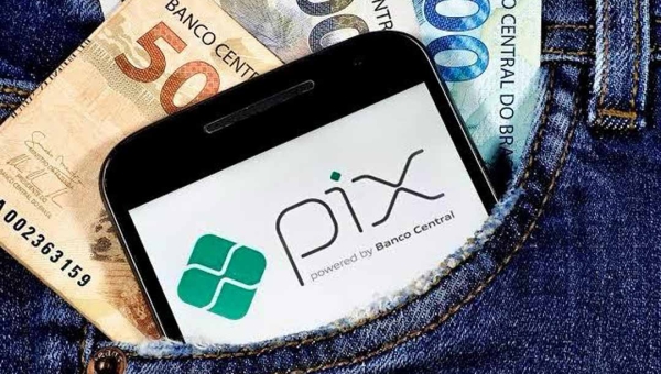 Isento de tarifas: Receita Federal esclarece que não haverá taxação sobre transações via Pix
