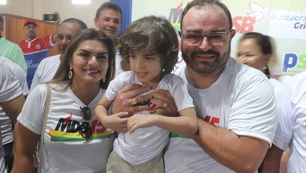 Prefeito Frank Barros agradece o Senador Eduardo Braga pelos trabalhos de recuperação iniciados na BR-317