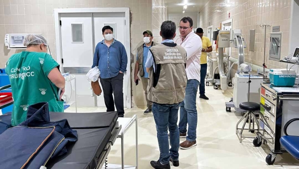 Fundhacre faz cirurgias em meio a obras e gera alerta de riscos para a saúde dos pacientes
