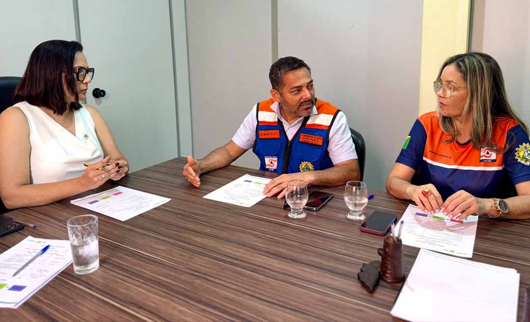 Vice-governadora Mailza Assis discute plano de contingência e estratégias de prevenção a enchentes com a Defesa Civil estadual