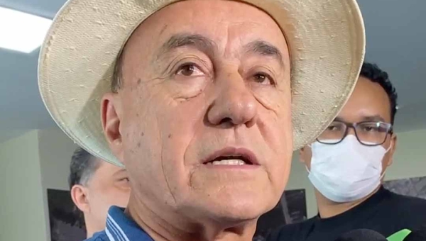 Juiz suspende pagamento de salários de R$ 28 mil a secretários de Bocalom ao conceder liminar em ação proposta por Eber Machado