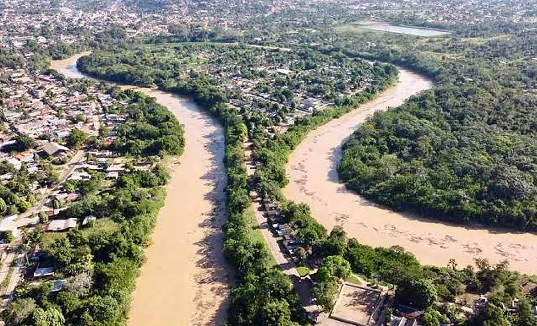 Gladson envia equipe técnica à Bolívia para avaliar impactos de projeto de contenção no Rio Acre