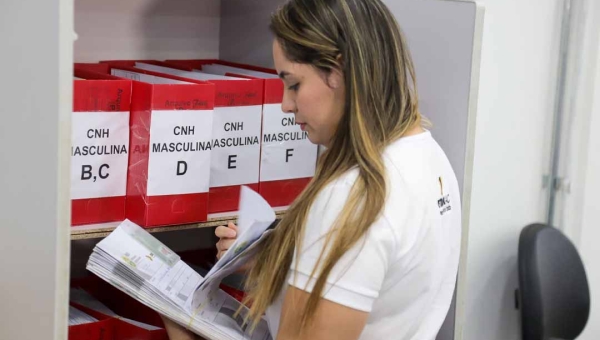 Mais de cinco mil carteiras de habilitação válidas aguardam retirada no Detran